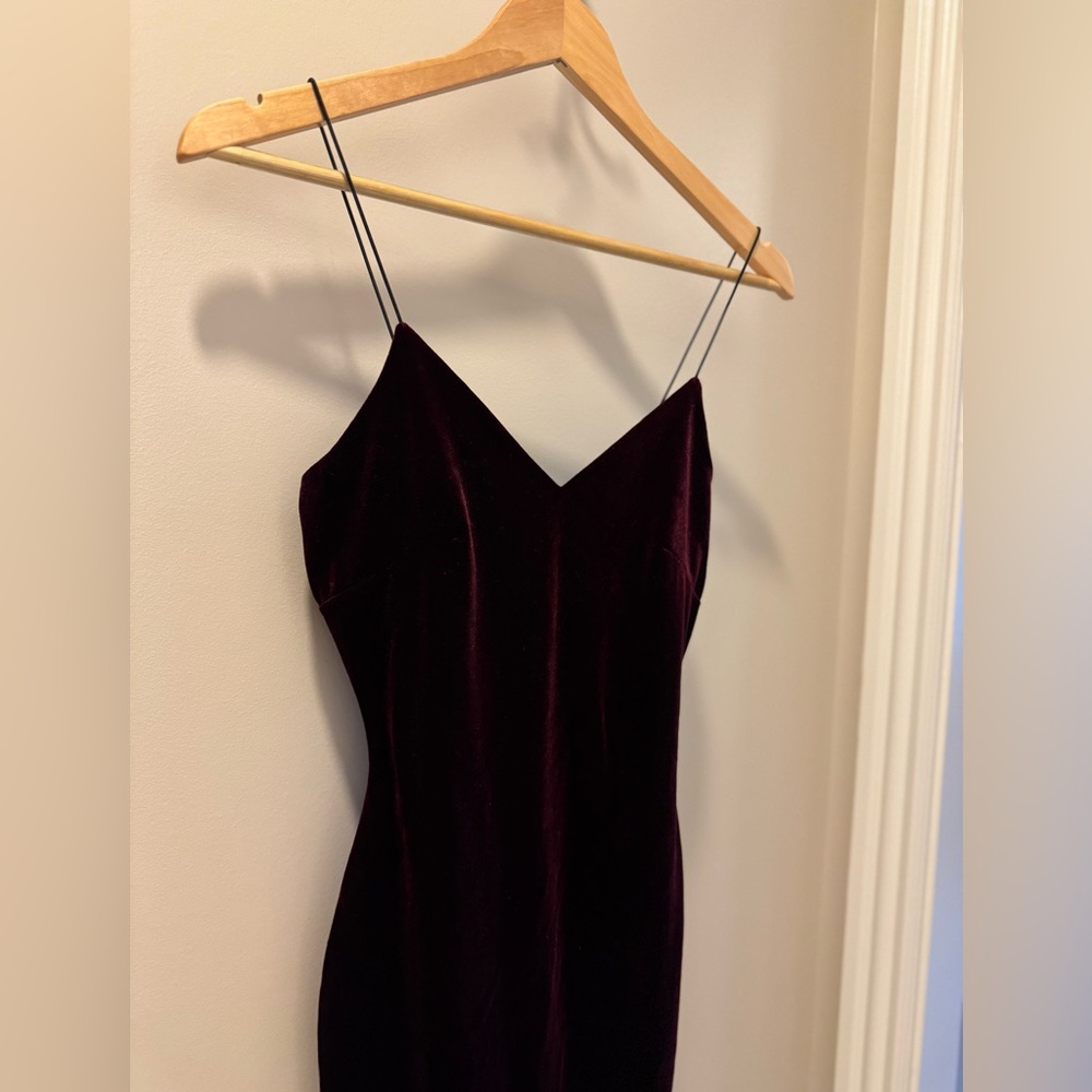 Elegant Velvet Spaghetti Strap Dress